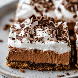 Easy Chocolate Cream Pie Bars